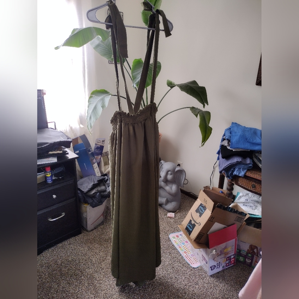 Olive Green Tie Shoulder Suspender Maxi - Picture 2 of 8